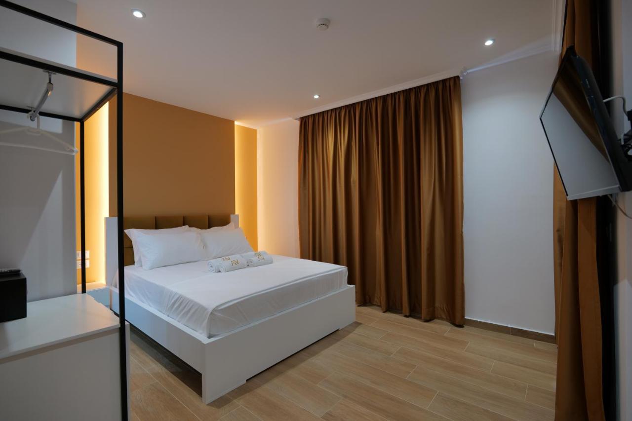 Adora'S View Hotel Саранда Экстерьер фото